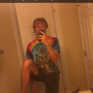 Meet your Posher, Ethan